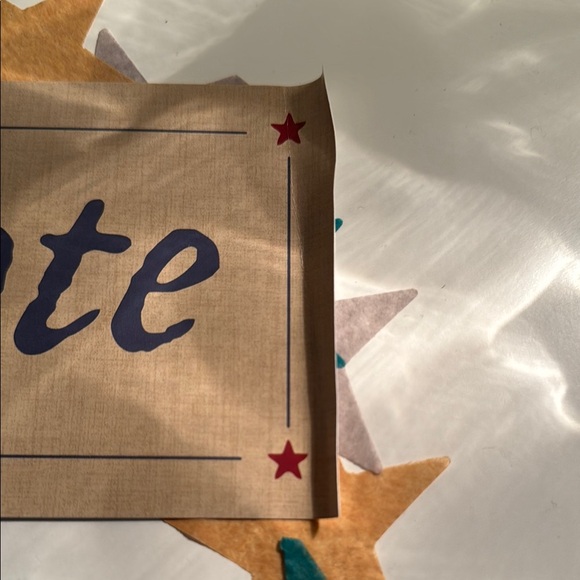 SIGNED Taylor Swift Folklore Limited Edition CD with Star Decorations - Picture 5 of 5